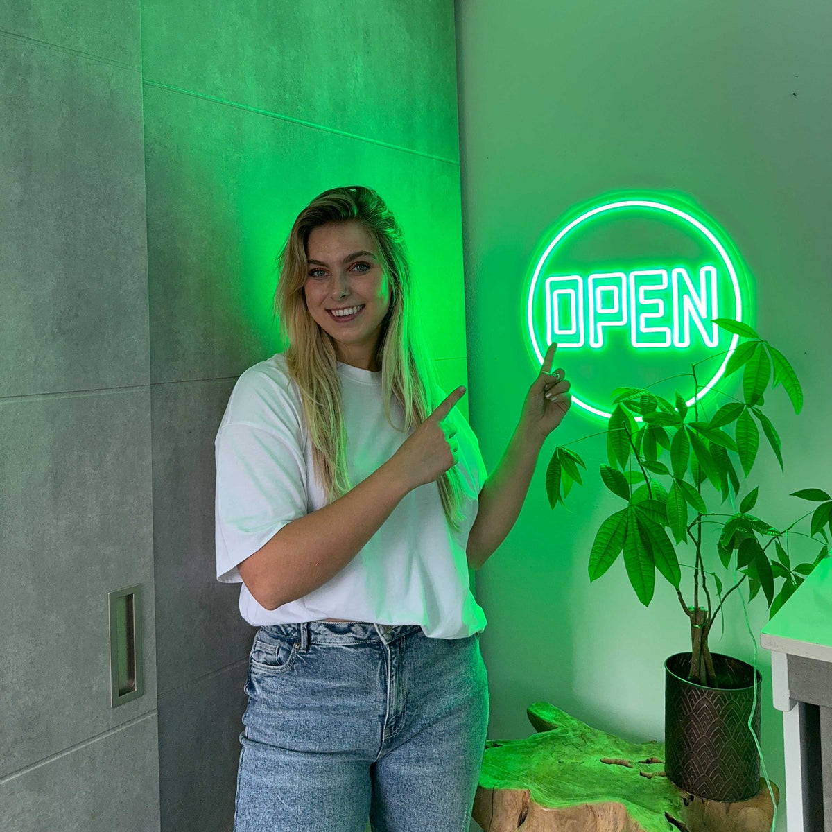Neonskilt Open